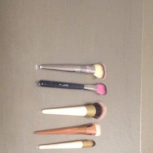 Make up brush lot